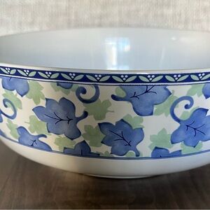 Pfaltzgraff Blue Isle 8” salad serving bowl
